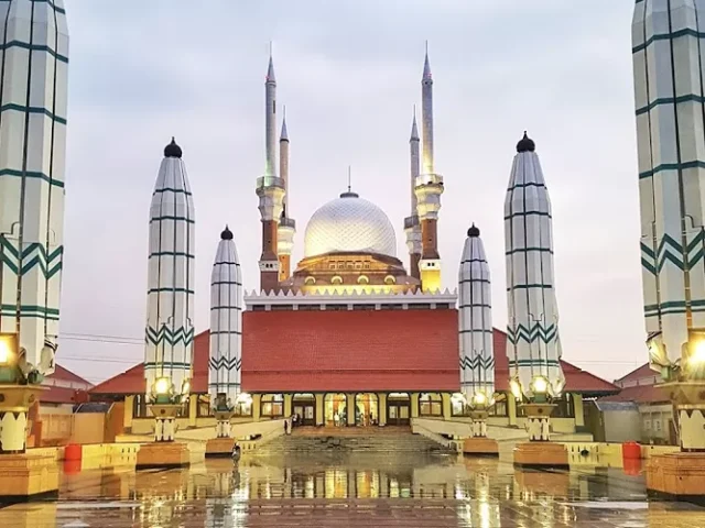 Masjid Agung Jawa Tengah