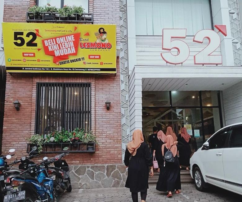 Oleh-Oleh 52 semarang