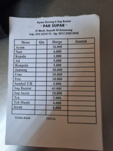 menu ayam goreng, sop buntut atau daging Pak Supar