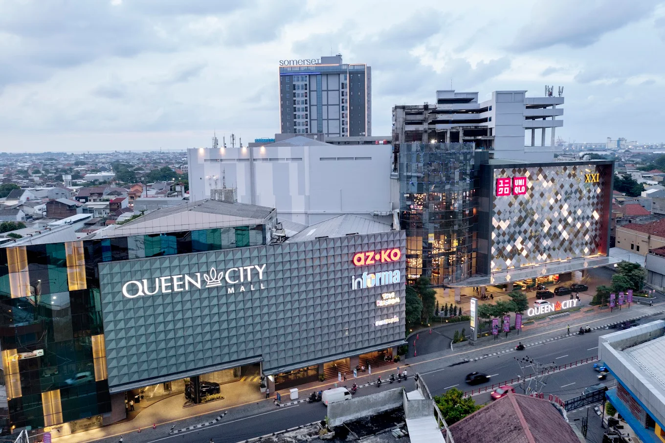 queen city mall semarang