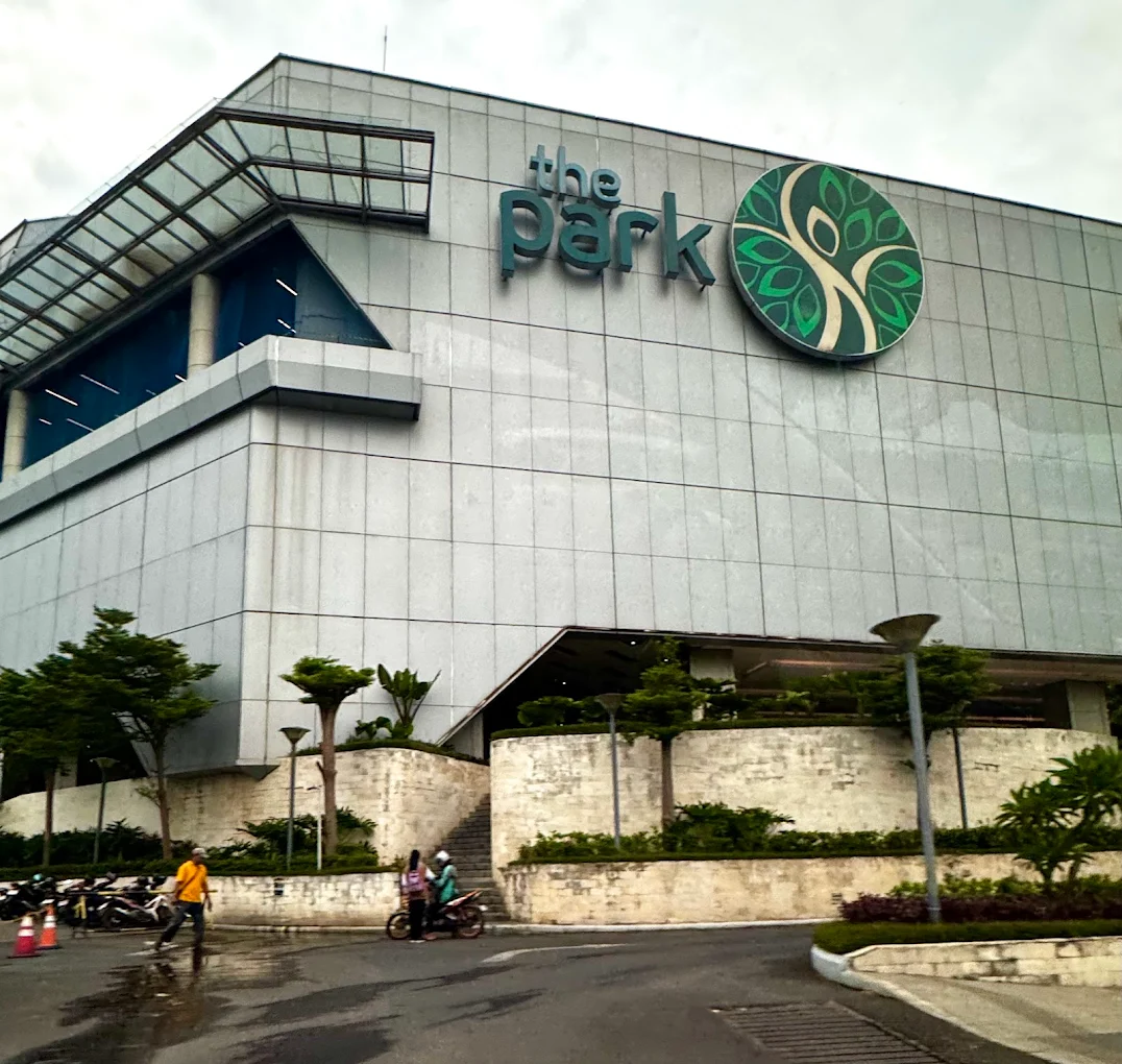 the park mall semarang