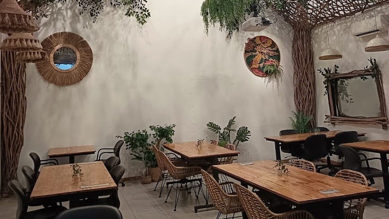 KM02 Coffee & Workingspace