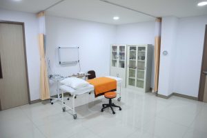 ruang perawatan klinik puri waras smg